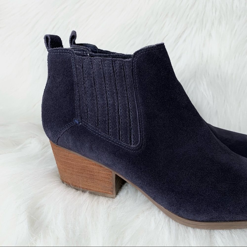 SOLD-Crown Vintage Suede Navy Blue Ankle Boots - Picture 5 of 10